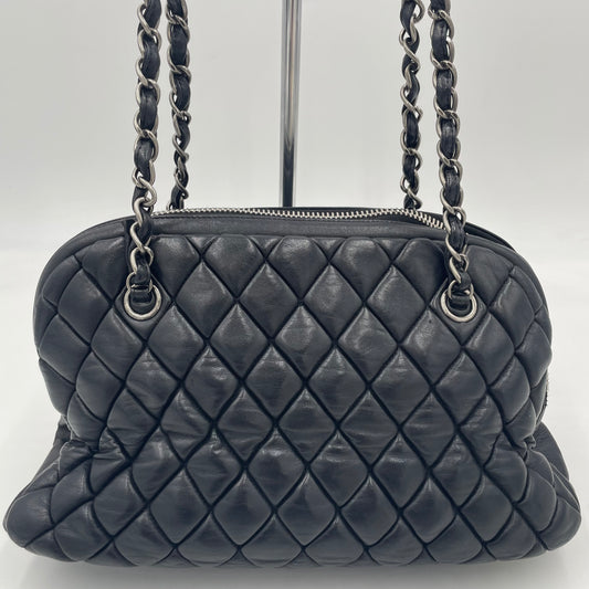 CHANEL Quilted Lambskin Chain Shoulder Bag