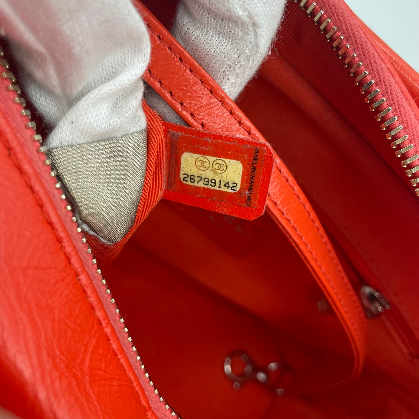 CHANEL Gabrielle Chain Shoulder Bag