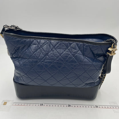 CHANEL Gabrielle Chain Shoulder Bag