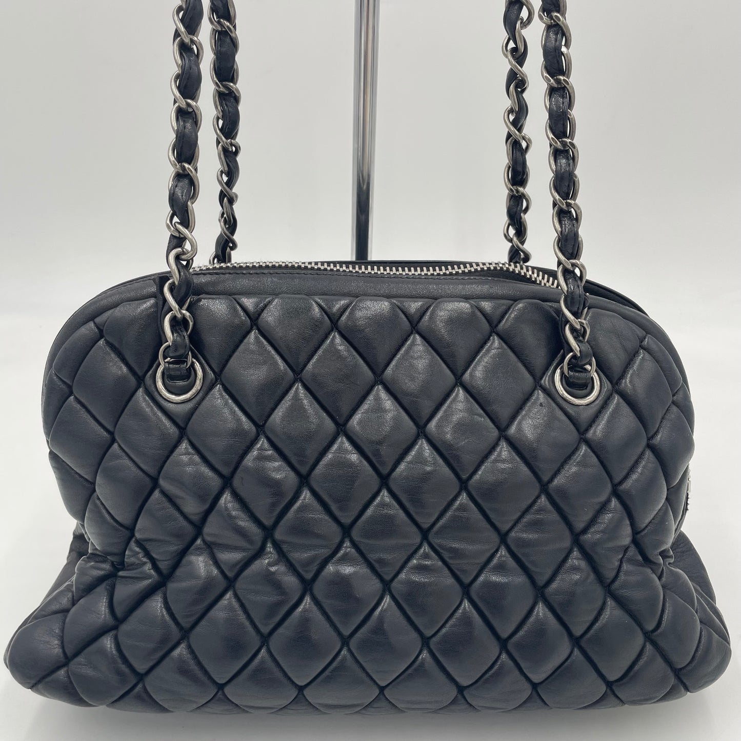 CHANEL Quilted Lambskin Chain Shoulder Bag