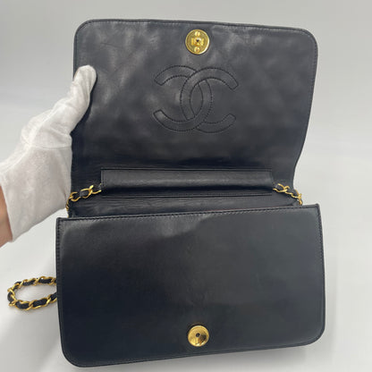 CHANEL Matelassé Push Lock Chain Shoulder Bag