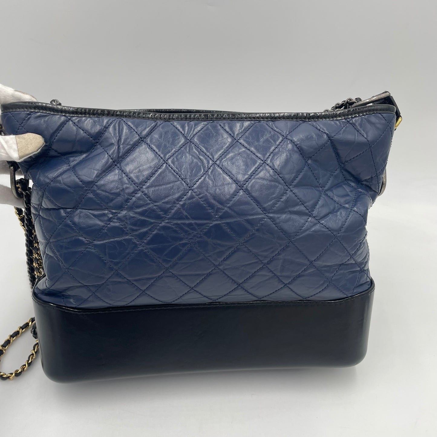 CHANEL Gabrielle Chain Shoulder Bag