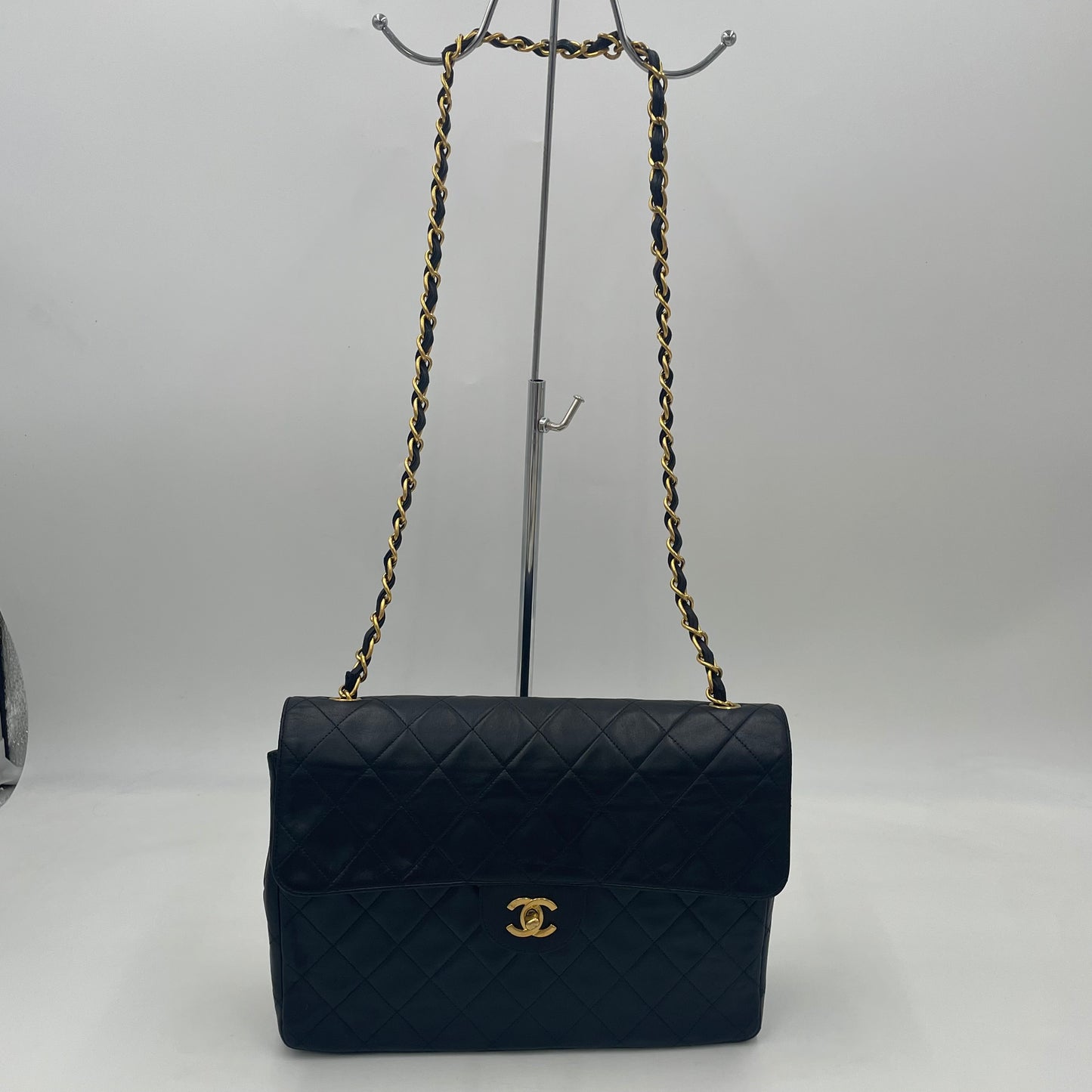 CHANEL Vintage Classic Single Flap Matelassé Lambskin Chain Shoulder Bag
