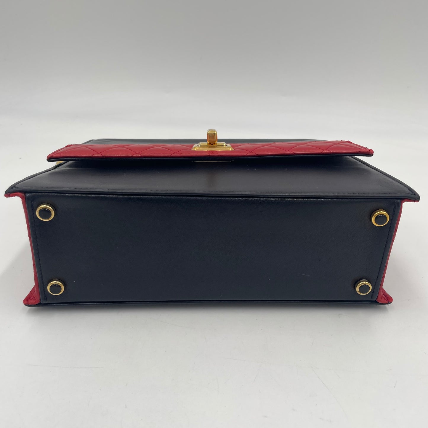 CHANEL Bicolor Quilted Chain Shoulder Bag Navy × Red