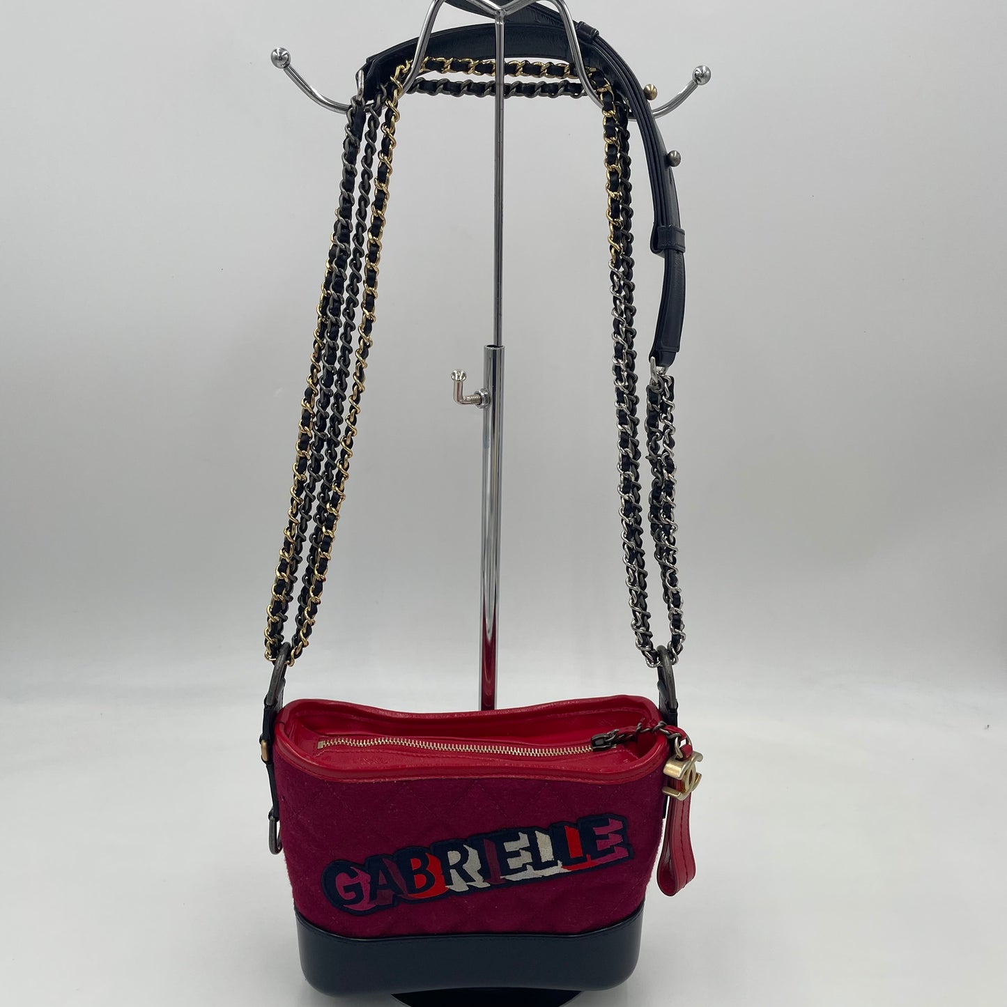 CHANEL Gabrielle Red Quilted Leather Chain Shoulder Bag