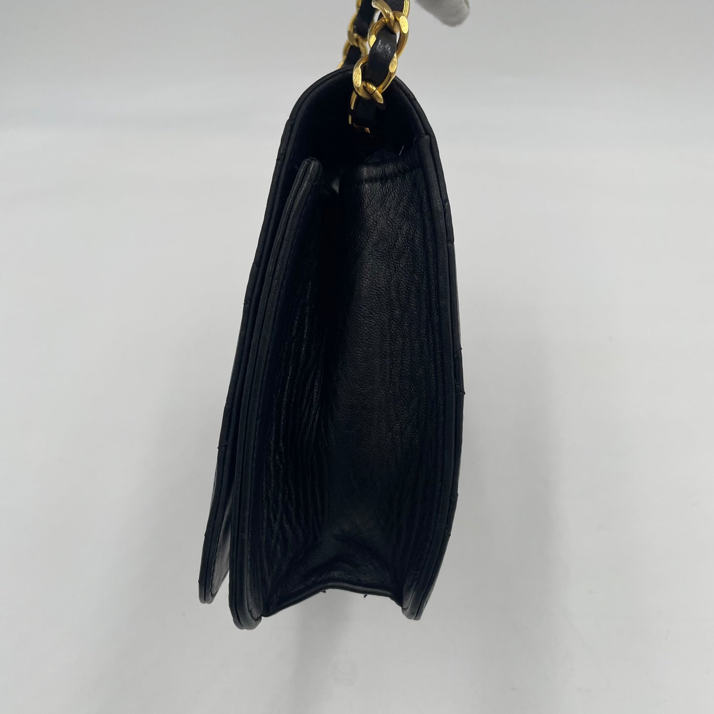 CHANEL Matelassé Push Lock Chain Shoulder Bag