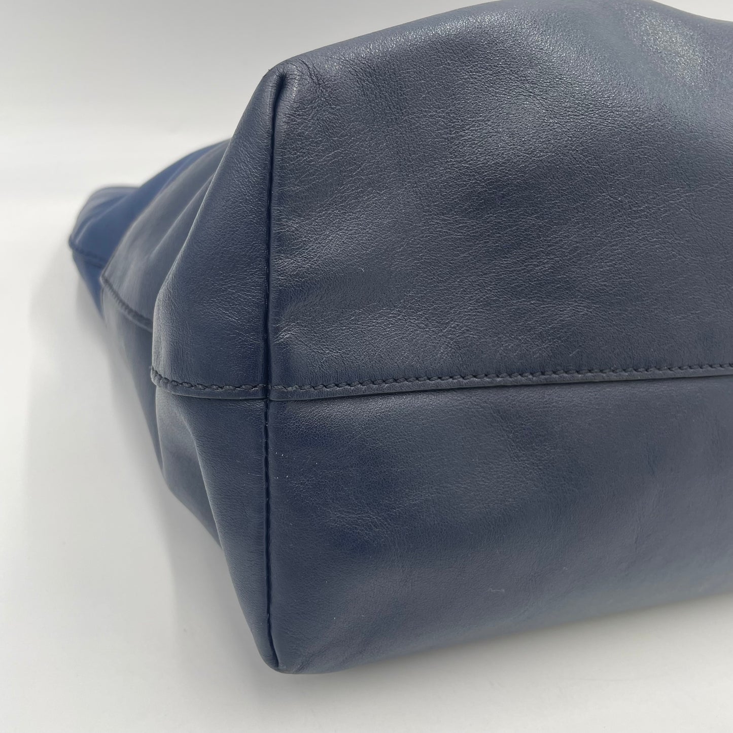 MIUMIU totebag