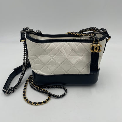 CHANEL Gabrielle Chain Shoulder Bag