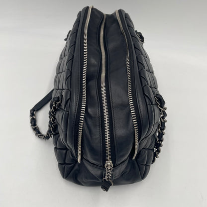 CHANEL Quilted Lambskin Chain Shoulder Bag