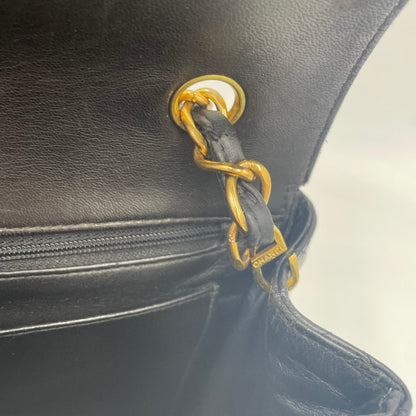 CHANEL Vintage Classic Single Flap Matelassé Lambskin Chain Shoulder Bag