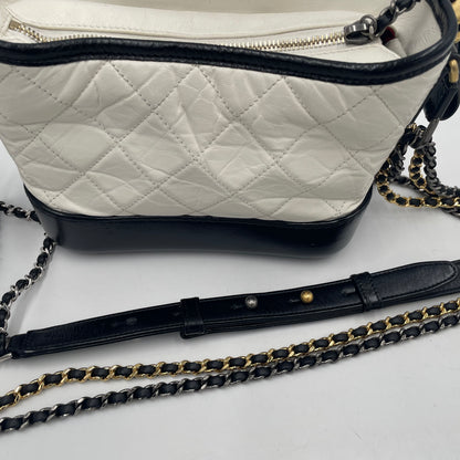 CHANEL Gabrielle Chain Shoulder Bag