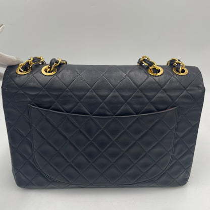 CHANEL Classic Jumbo Double Flap