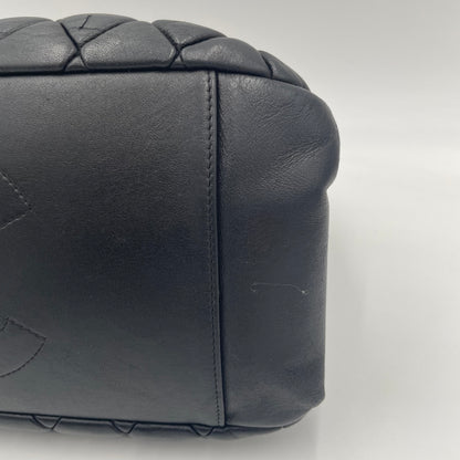 CHANEL Quilted Lambskin Chain Shoulder Bag