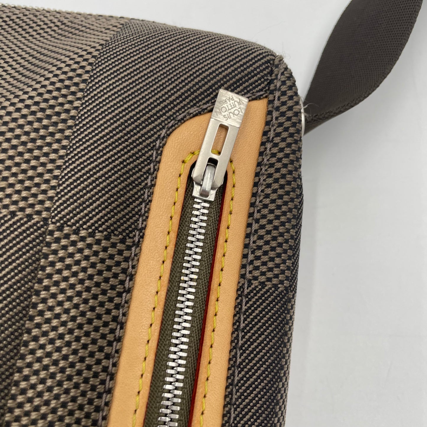Louis Vuitton Damier Geant Citadin
