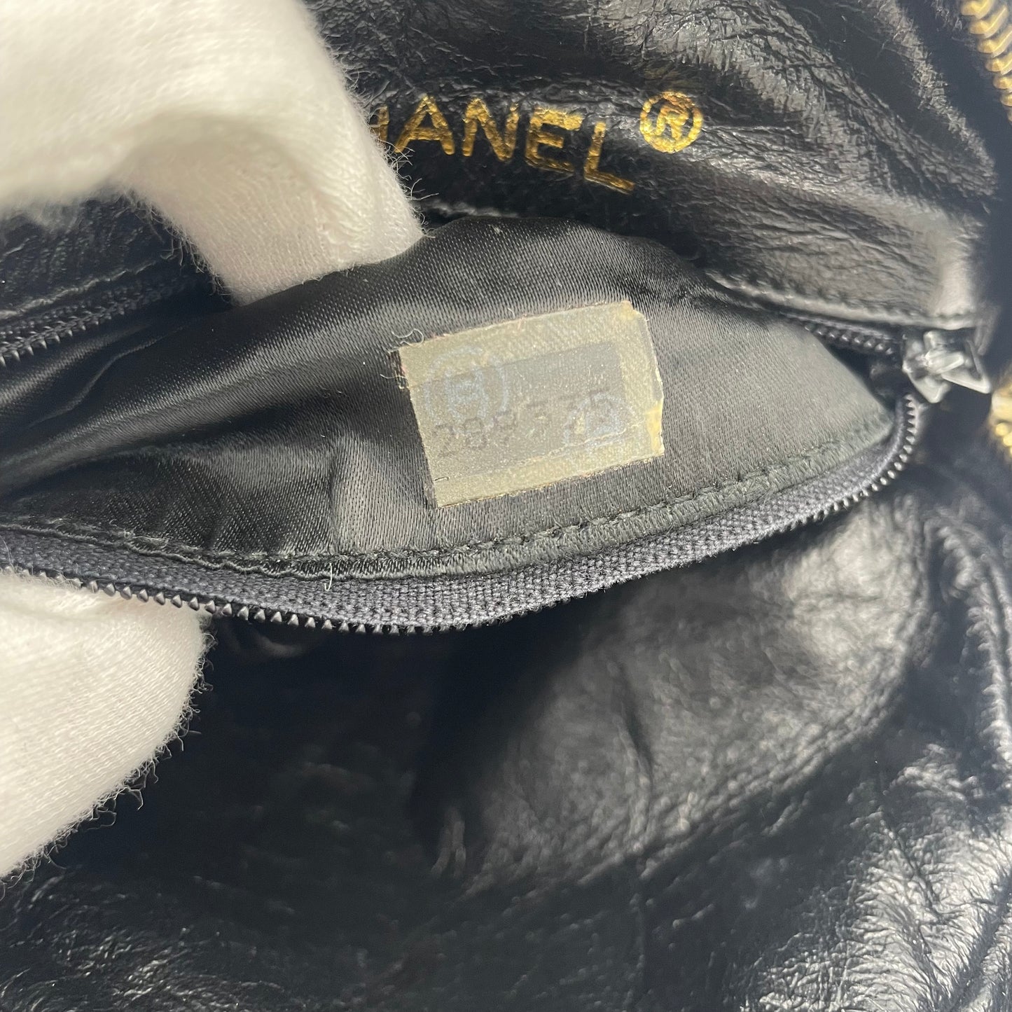 CHANEL Vintage Quilted Lambskin Round Tassel Chain Crossbody Bag Black