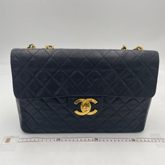 CHANEL Classic Jumbo Double Flap