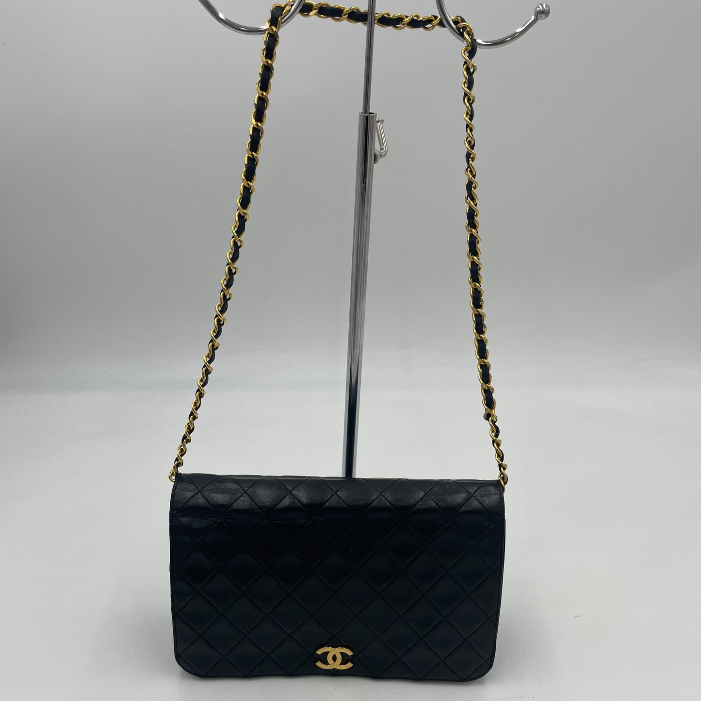 CHANEL Matelassé Push Lock Chain Shoulder Bag