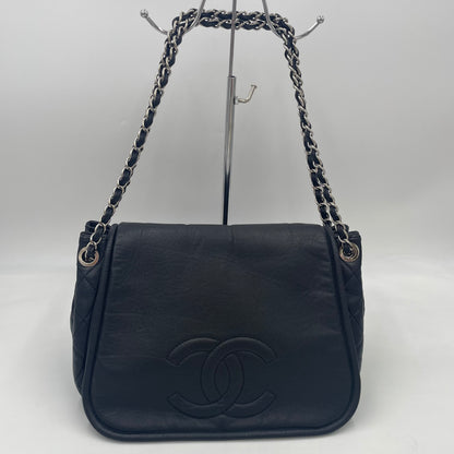 CHANEL CC Logo Lambskin Chain Shoulder Bag Black with Silver