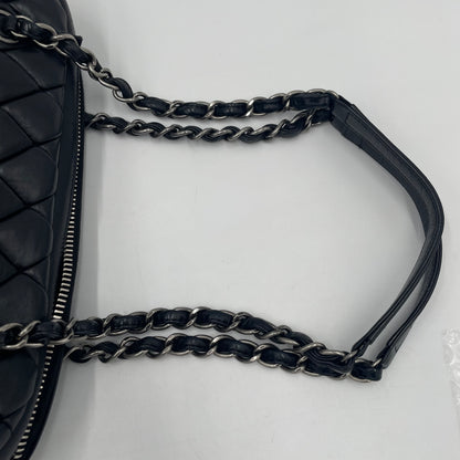 CHANEL Quilted Lambskin Chain Shoulder Bag
