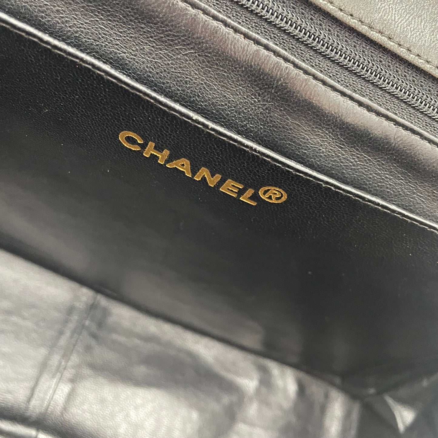 CHANEL Vintage Classic Single Flap Matelassé Lambskin Chain Shoulder Bag