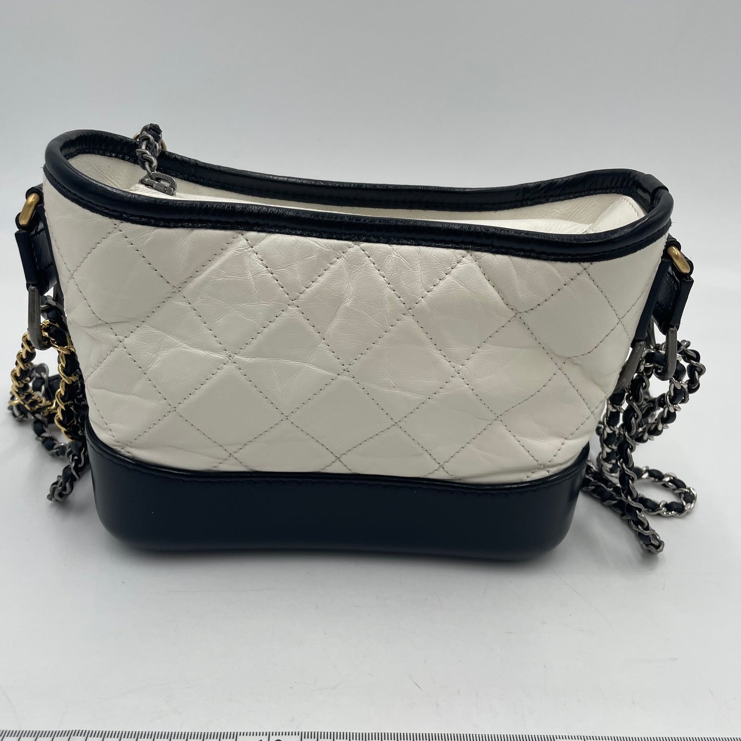 CHANEL Gabrielle Chain Shoulder Bag