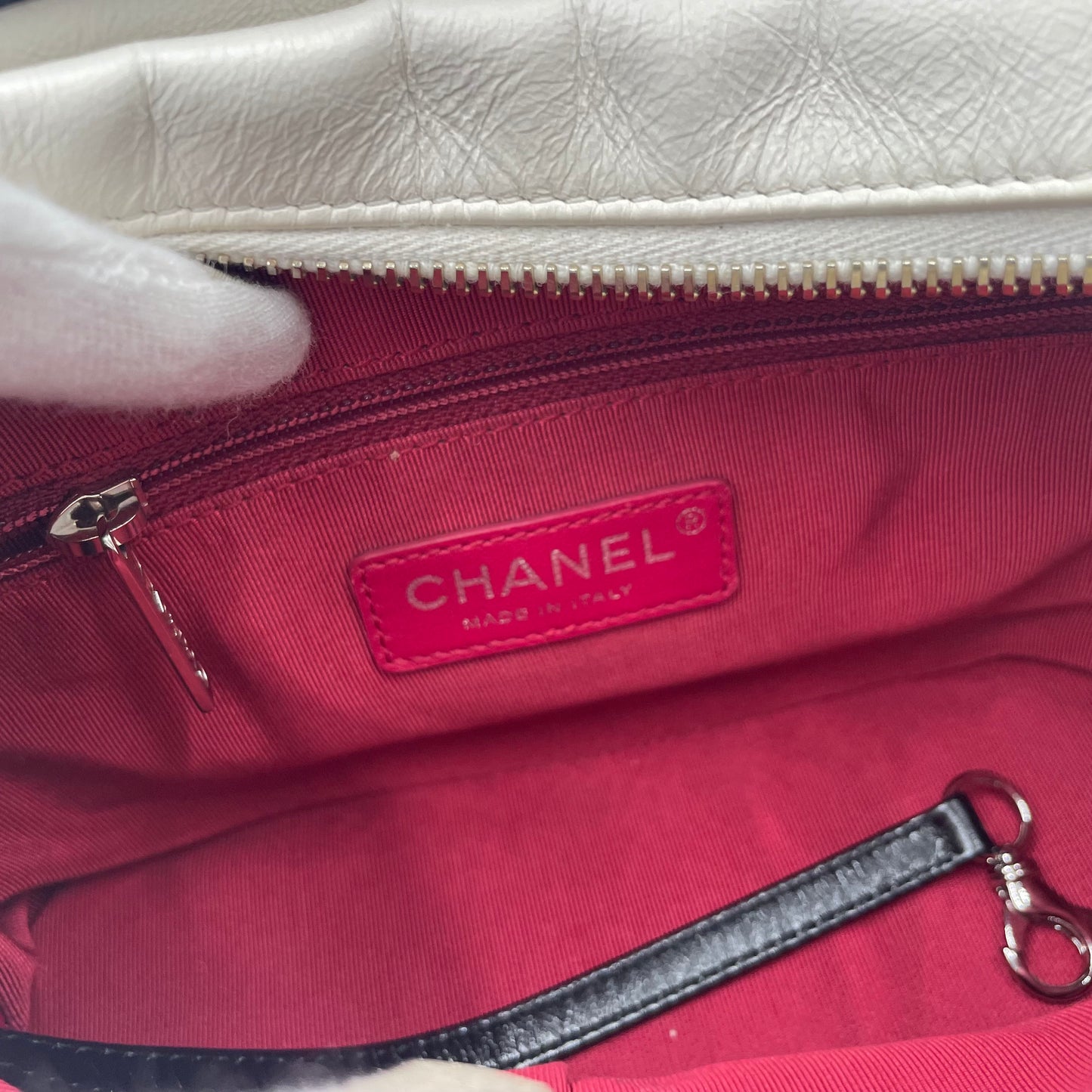 CHANEL Gabrielle Chain Shoulder Bag