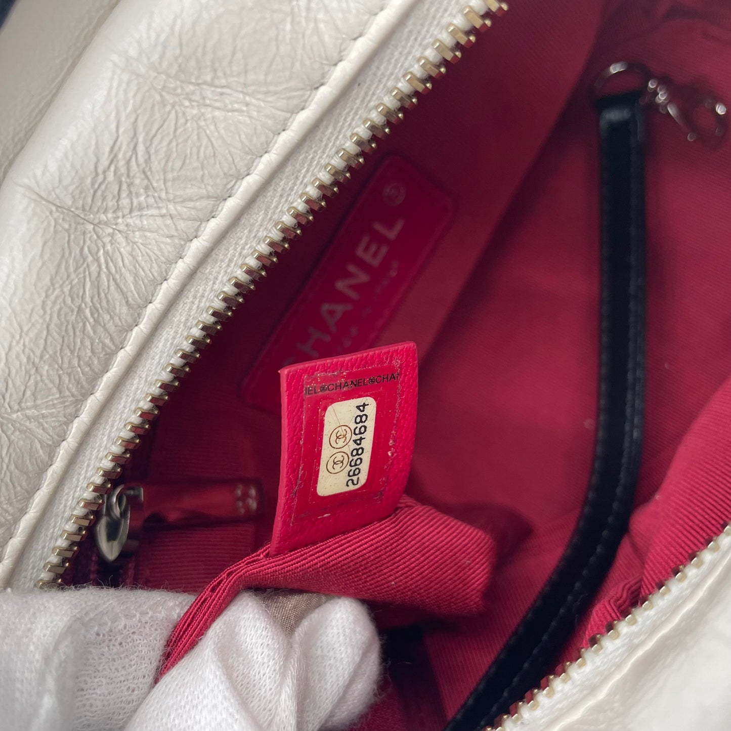 CHANEL Gabrielle Chain Shoulder Bag