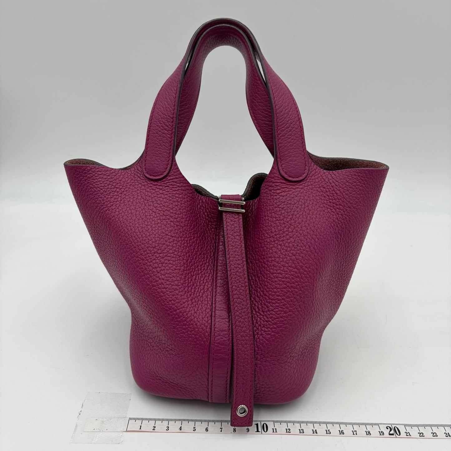 HERMES Picotin Lock PM 18 Rose Pourpre
Silver Hardware