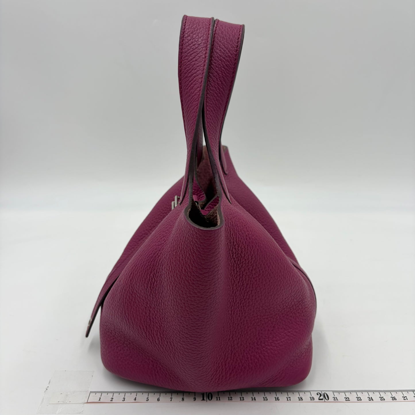 HERMES Picotin Lock PM 18 Rose Pourpre
Silver Hardware