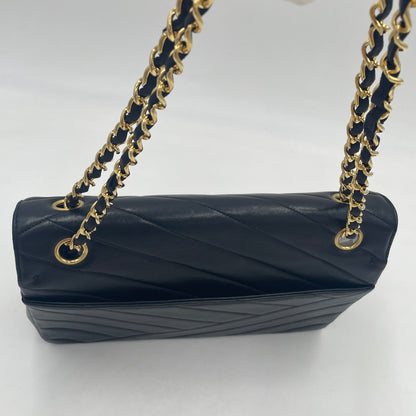 CHANEL V-Stitch Lambskin Flap Chain Shoulder Bag  with Gold Hardware