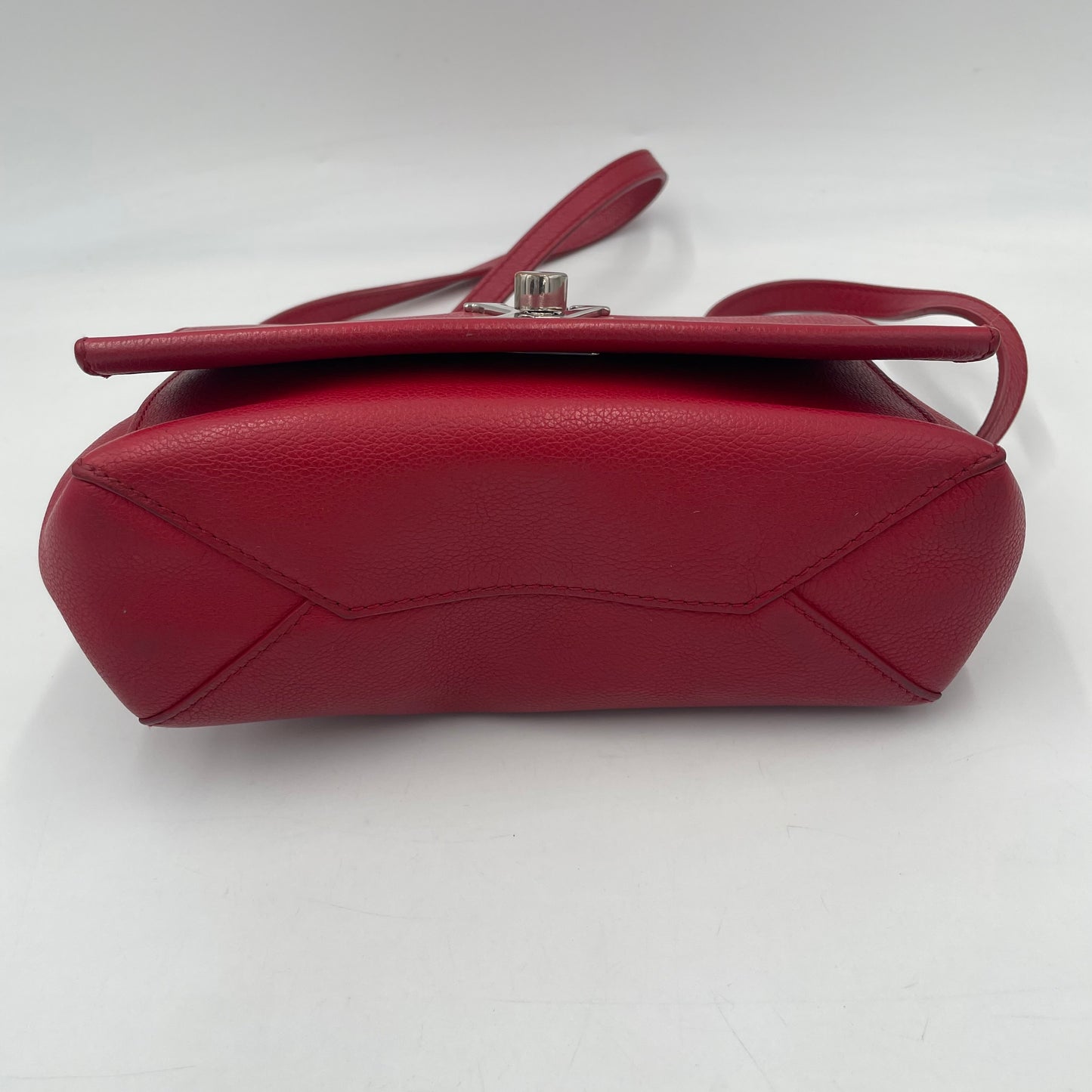 Louis Vuitton Lockme II Red Leather Chain Shoulder Bag