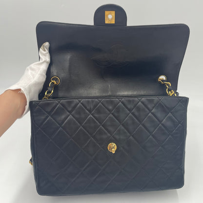 CHANEL Vintage Classic Single Flap Matelassé Lambskin Chain Shoulder Bag