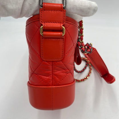 CHANEL Gabrielle Chain Shoulder Bag
