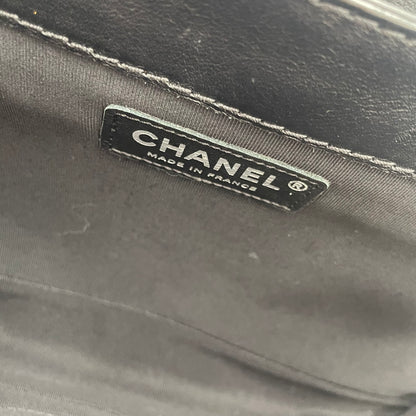 CHANEL Boy Chanel Lambskin Chain Shoulder Bag Black with Gunmetal