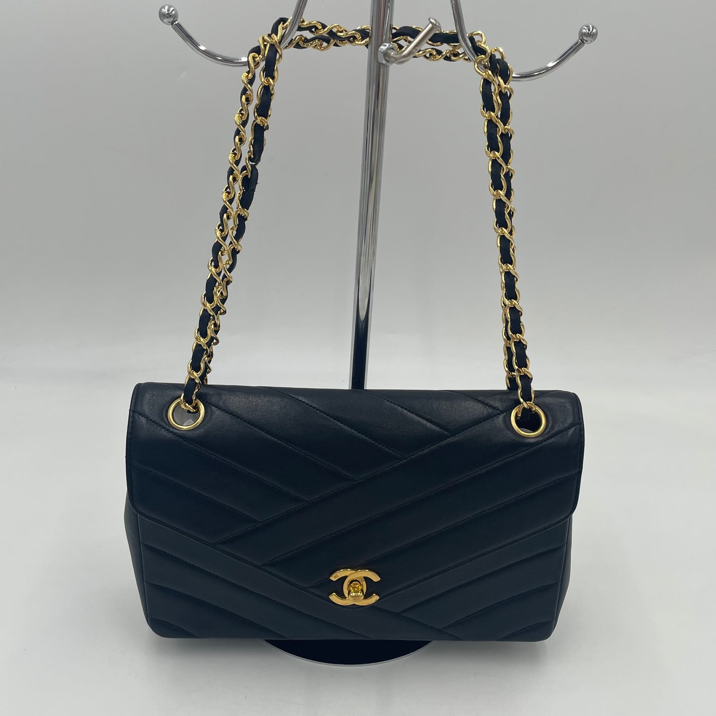 CHANEL V-Stitch Lambskin Flap Chain Shoulder Bag  with Gold Hardware