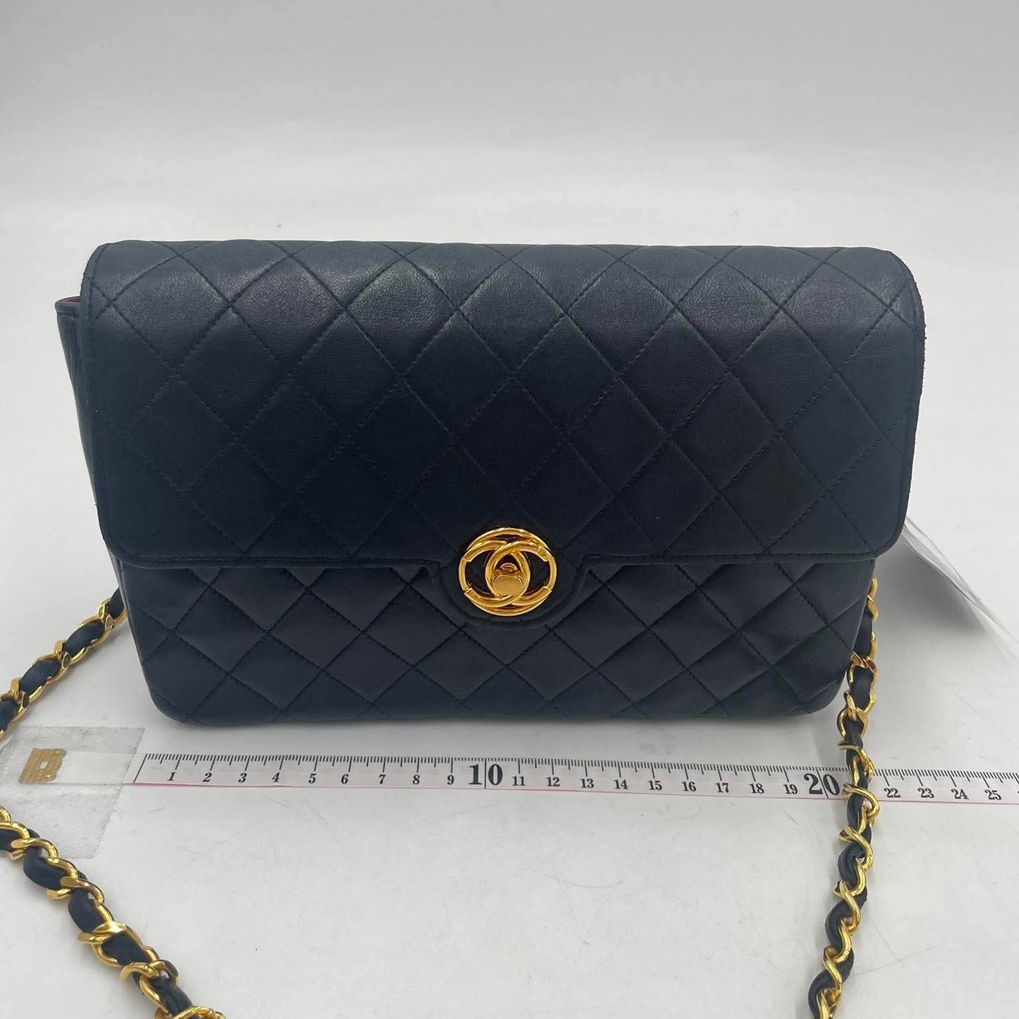CHANEL chainshoulder