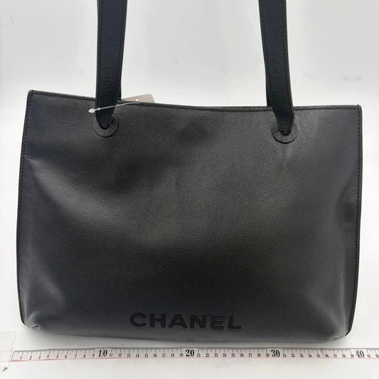 CHANEL shoulderbag