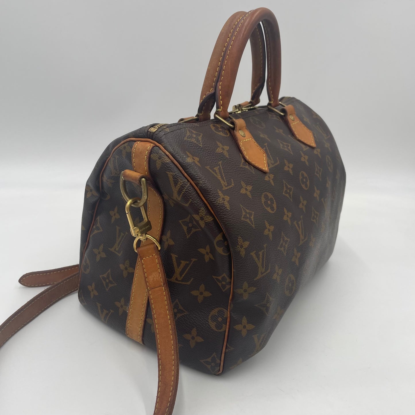 LOUIS VUITTON Monogram Speedy Bandoulière 30