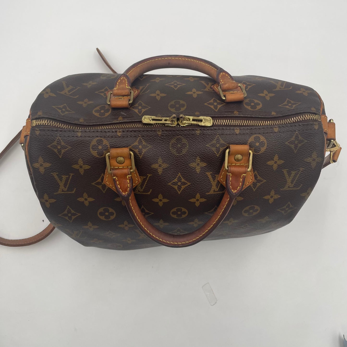 LOUIS VUITTON Monogram Speedy Bandoulière 30